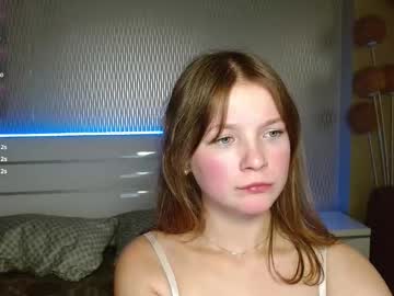 blonda shy