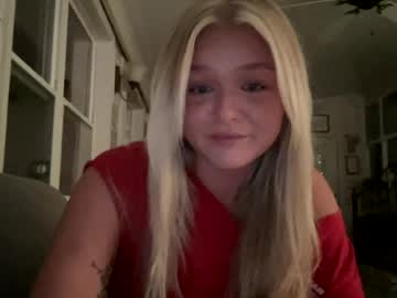 elliemaee