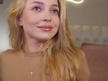 kelly peachpiee